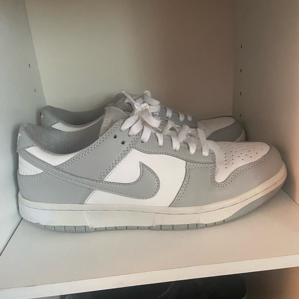 Nike dunk smoke grey